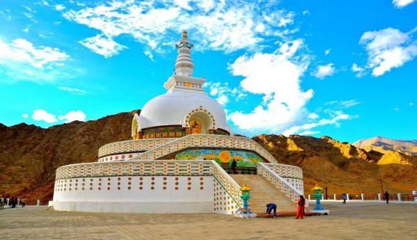 Leh Ladakh Tour Package